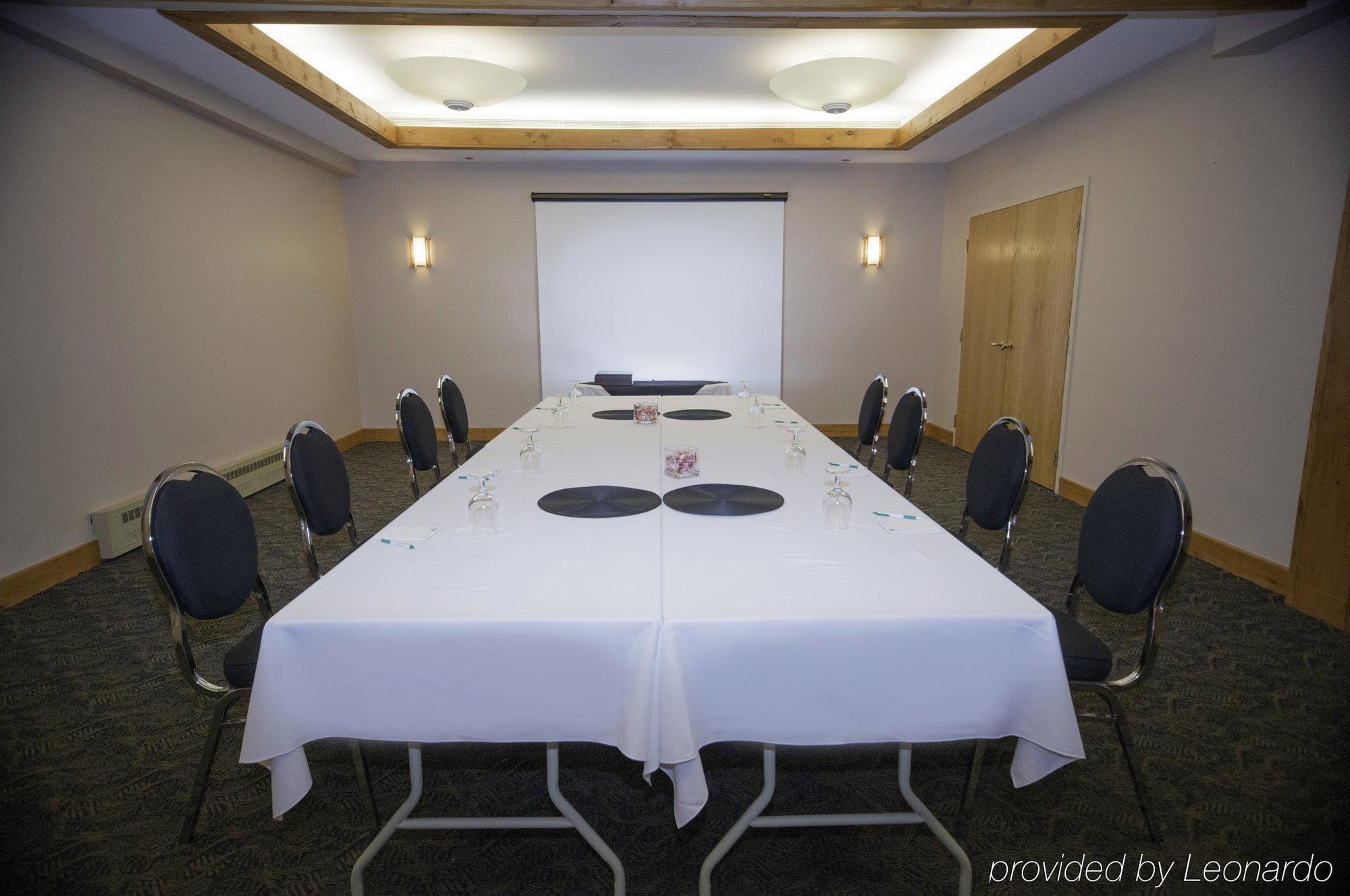 Liscombe & Conference Center 3*